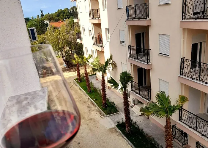 Azure Sands Apartamento Golem (Tirana)