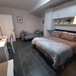 Apartmán Azure Sands Golem (Tirana)