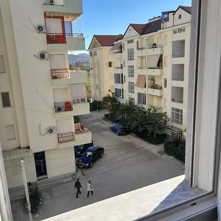 Azure Sands Golem (Tirana)