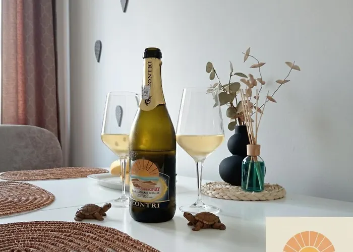 Azure Sands * Golem (Tirana)